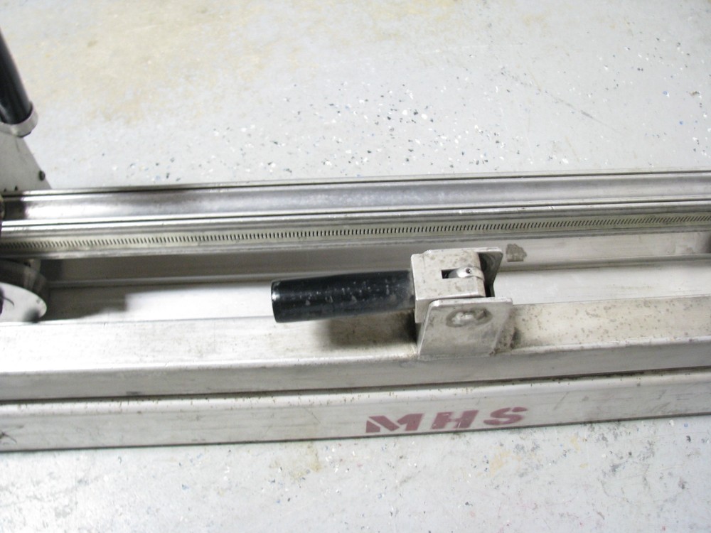 60" Clipper Roller Lacer