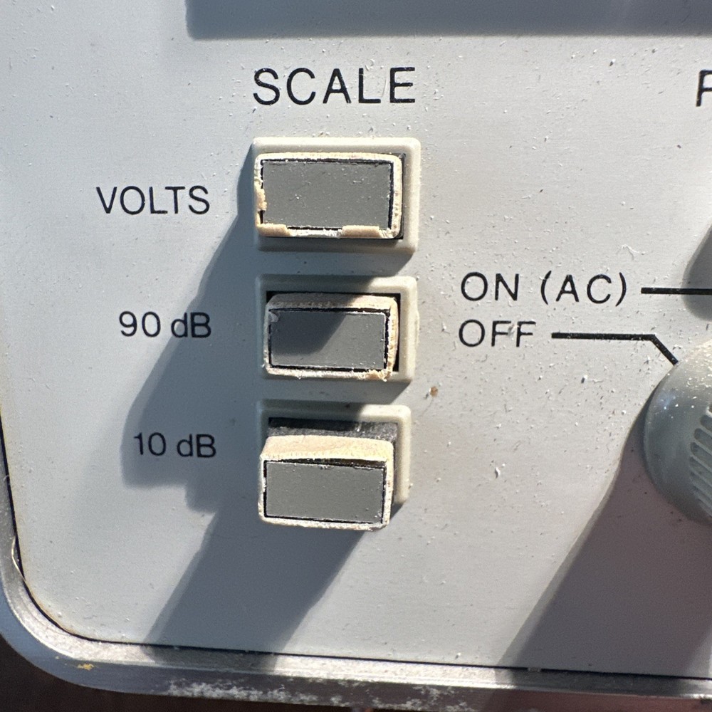 HP 3581A Wave Analyzer