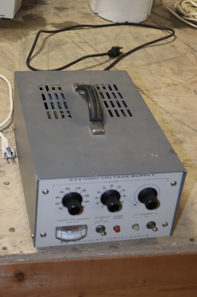 Keithley 244  High Voltage Negative Power Supply