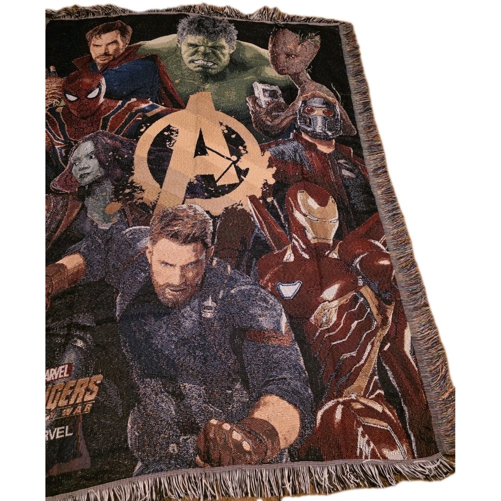 Marvel Avengers Infinity Wars Woven Throw 4' X 5'