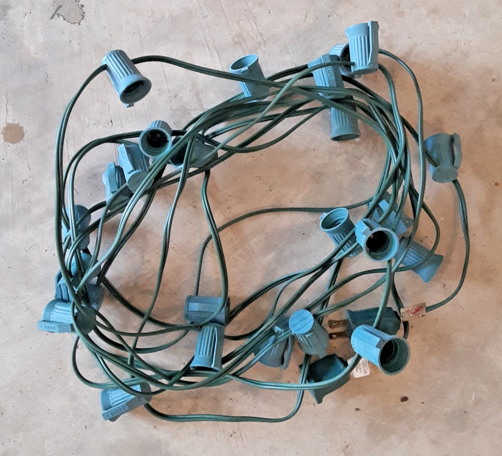 25 Socket C9 Outdoor Christmas / Patio Light String Set - String Only No Bulbs D