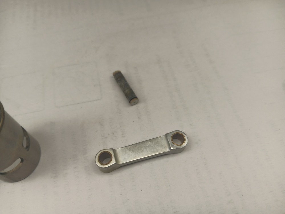 OS MAX FP 40 RC Engine Cylinder Liner, Conrod & Pin