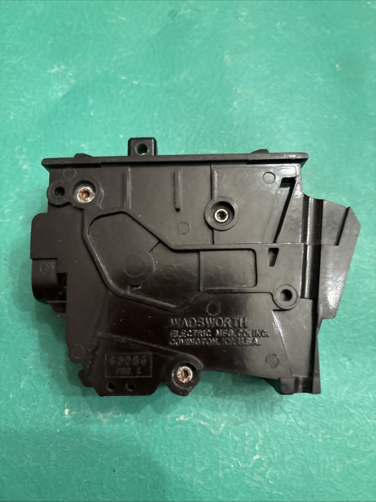 Wadsworth 15 AmpOne Pole Breaker Continuity Tested