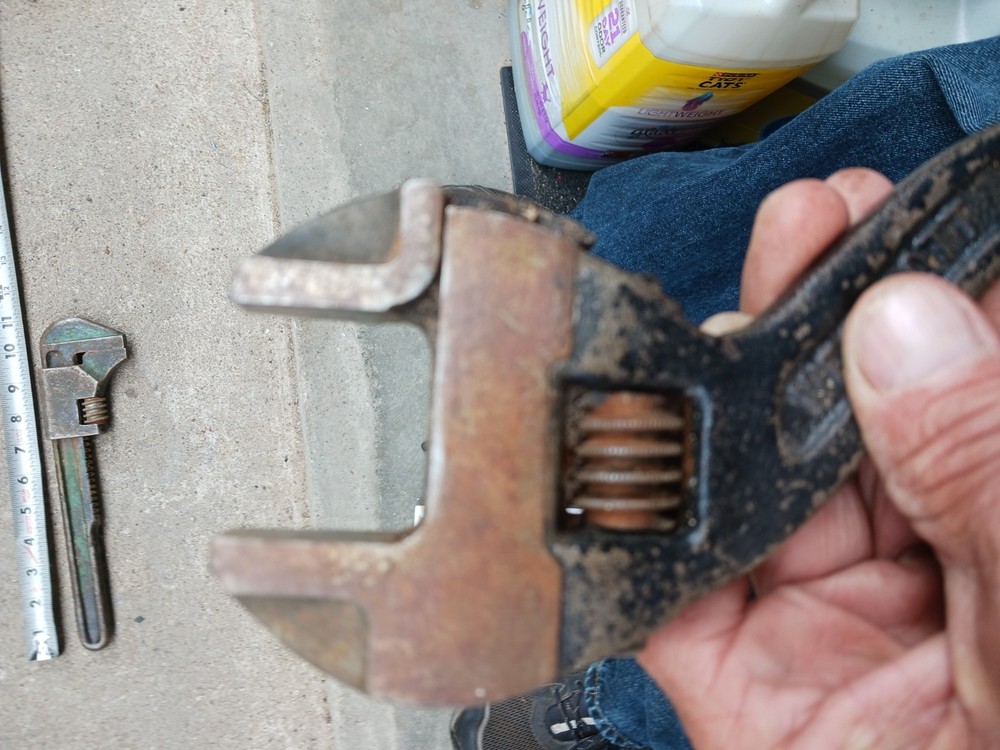 Vtg. USED KEYSTONE & BILLINGS Pipe Wrenches Used Tool. Cheap Tools