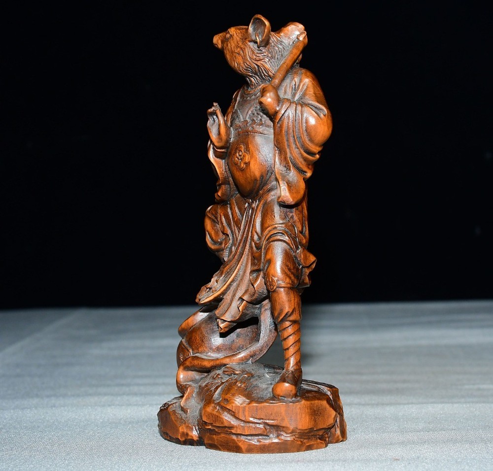 Exquisite Small Leaf Boxwood Mouse Ornament