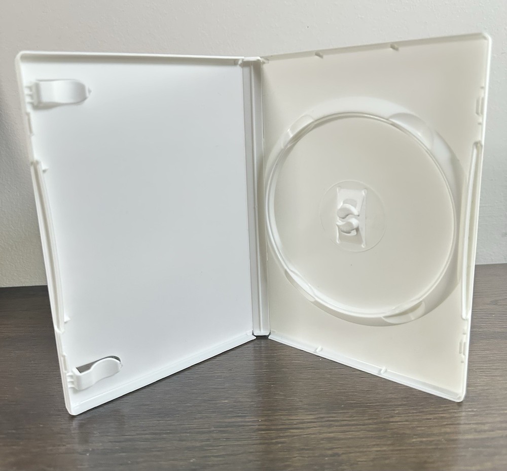Double  White DVD Cases  32 PCS