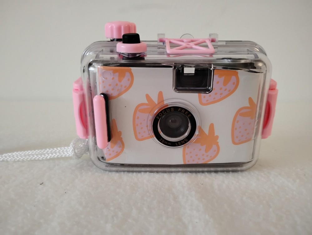 Sunny Life Pink Underwater 35mm Camera