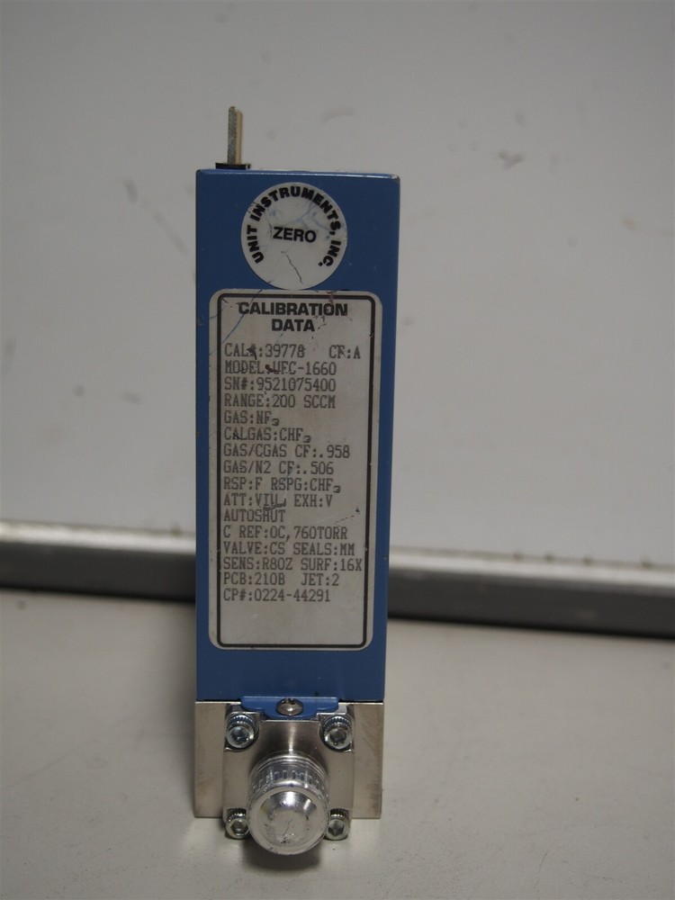 Unit Instruments UFC-1660 Mass Flow Controller 200 SCCM NF3