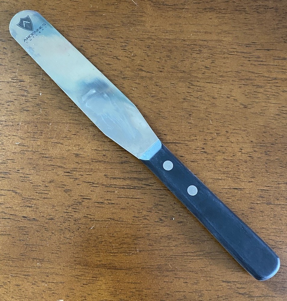 Ardennes Offset Cake Spatula 10.75" Total 6" Blade Riveted Handle Kitchen Tool