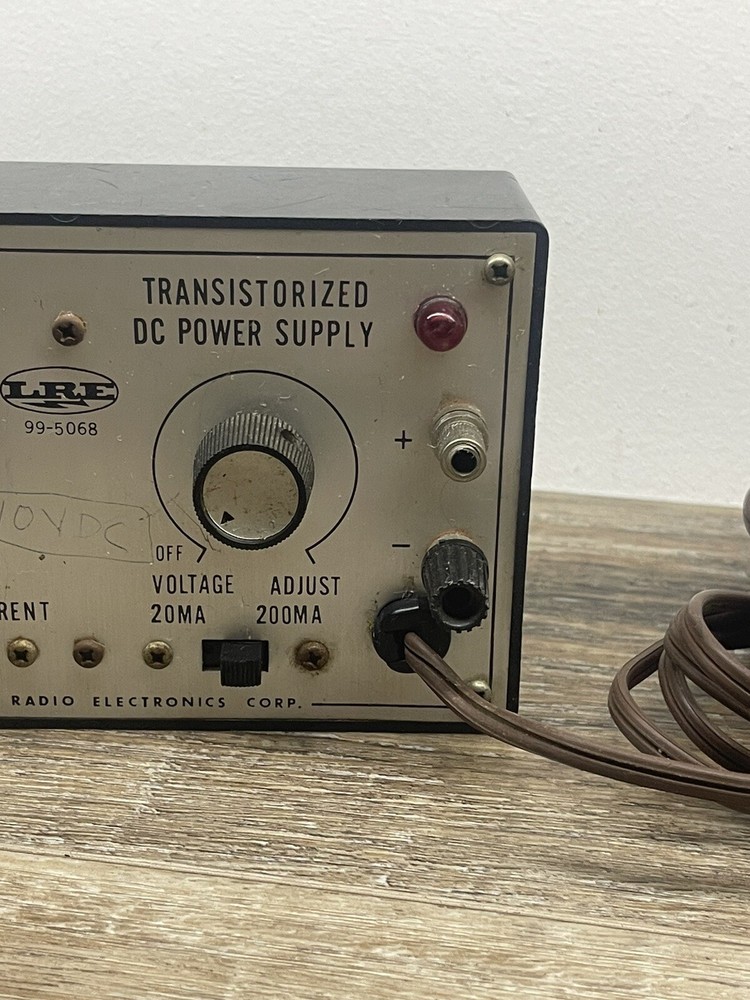 Lafayette Transistorized power supply LRE 99-5068 Powers on Untested