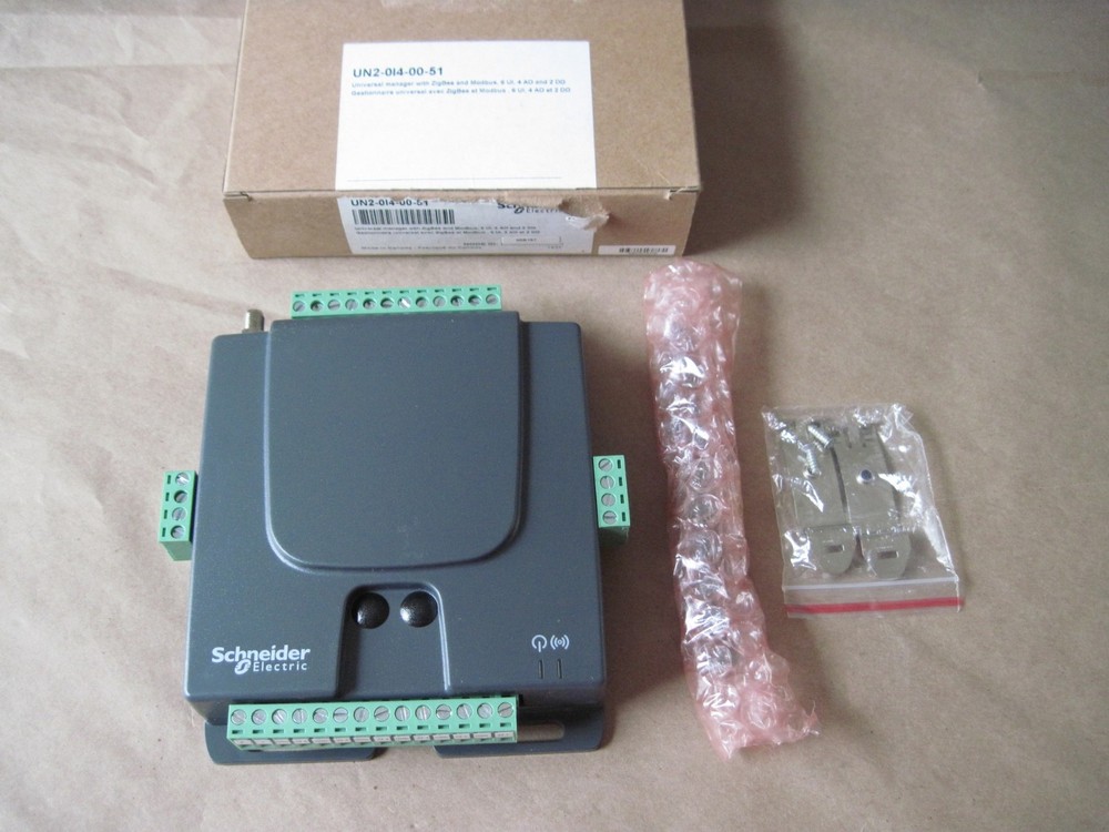 Schneider UN2-0I4-00-51 Universal Network Controller ZigBee & Modbus 6UI 4AO 2DO