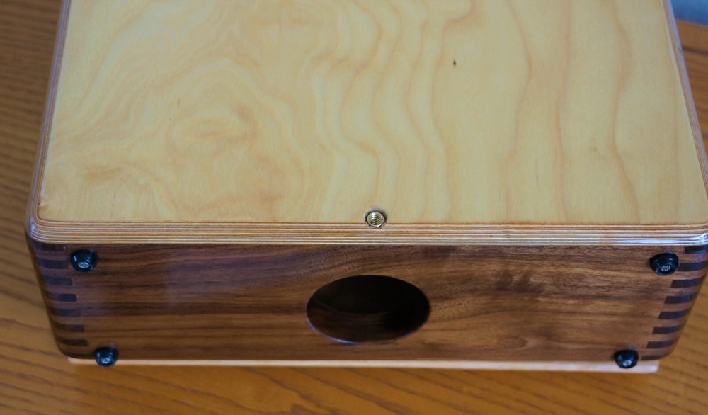 Rodilla Cajon...Walnut Model 12"