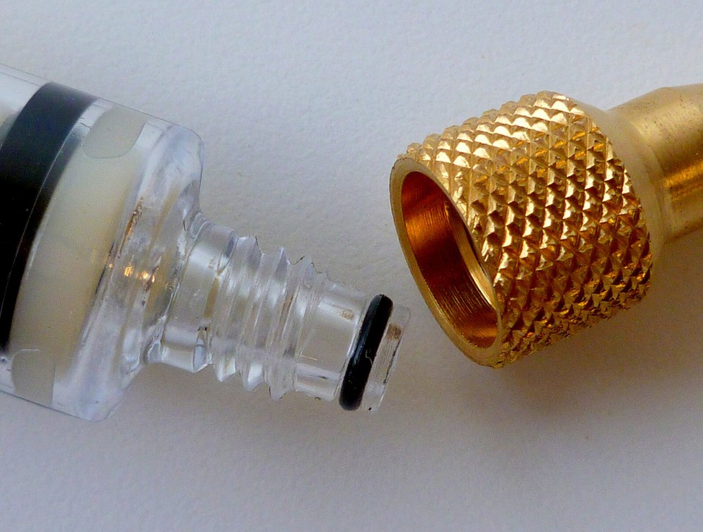 High Pressured Glue injector