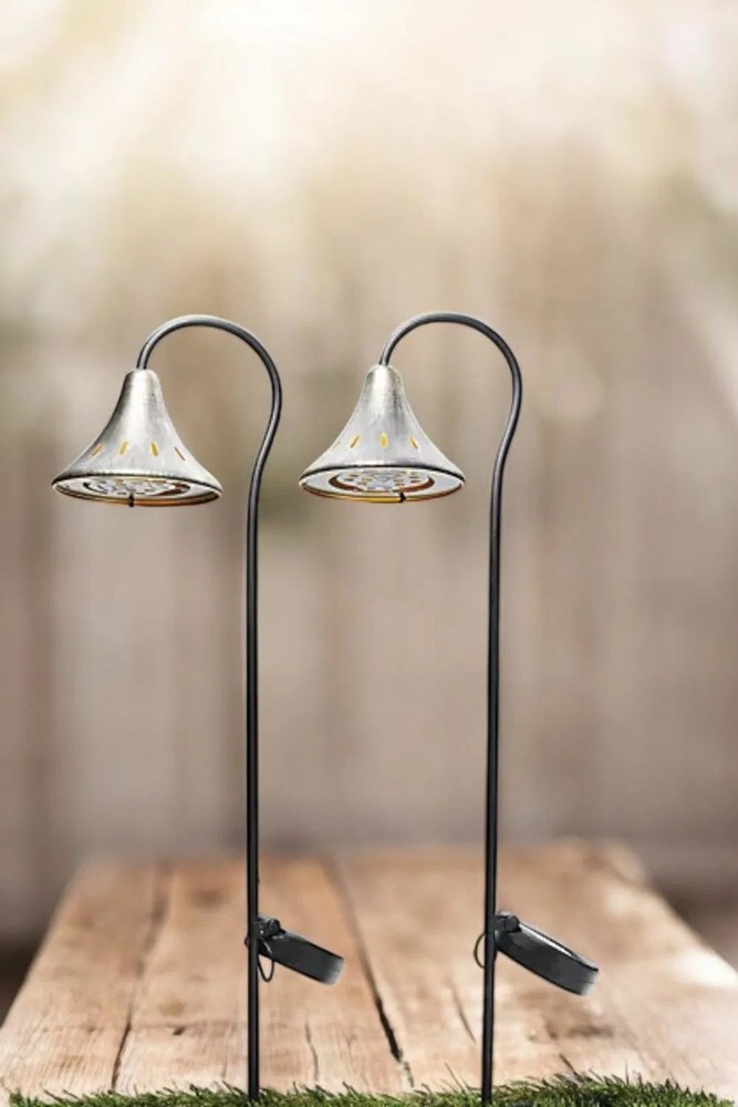 Plow & Hearth 2-Pack Solar Pathway Lantern with Cutout Detailing