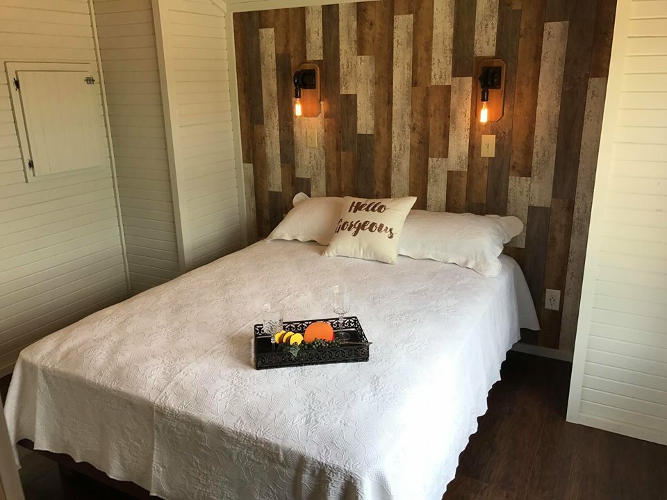 ELEGANT RUSTIC CABINS - THOW TINY HOME CABIN CUSTOM BUILT - MANY FLOOR PLANS AVL