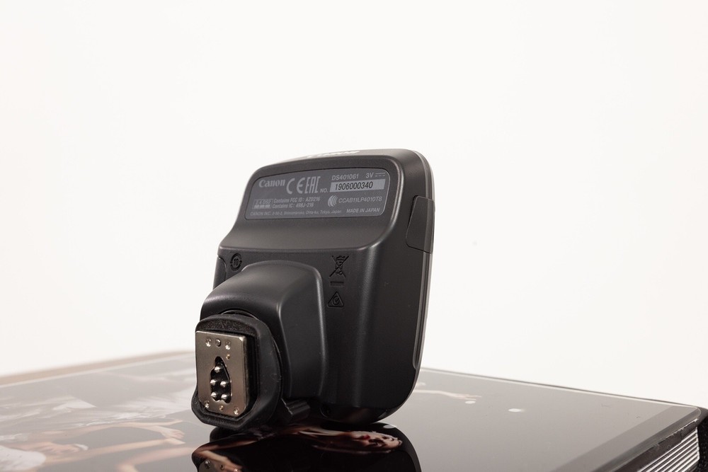 canon st-e3-rt speedlite transmitter