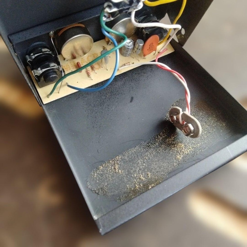 VOX Tone Bender Fuzz model v829