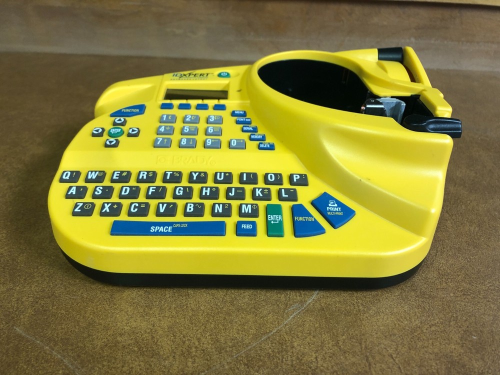 BRADY IDXPERT Keyboard Handheld Labeler W/ Case