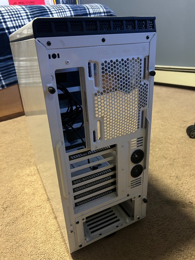NZXT White ATX/Mid-Tower PC Case (used)