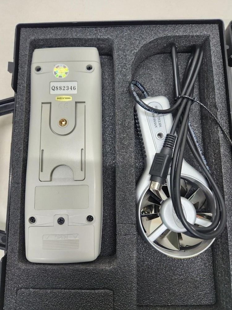 Lutron YK-80AM Anemometer
