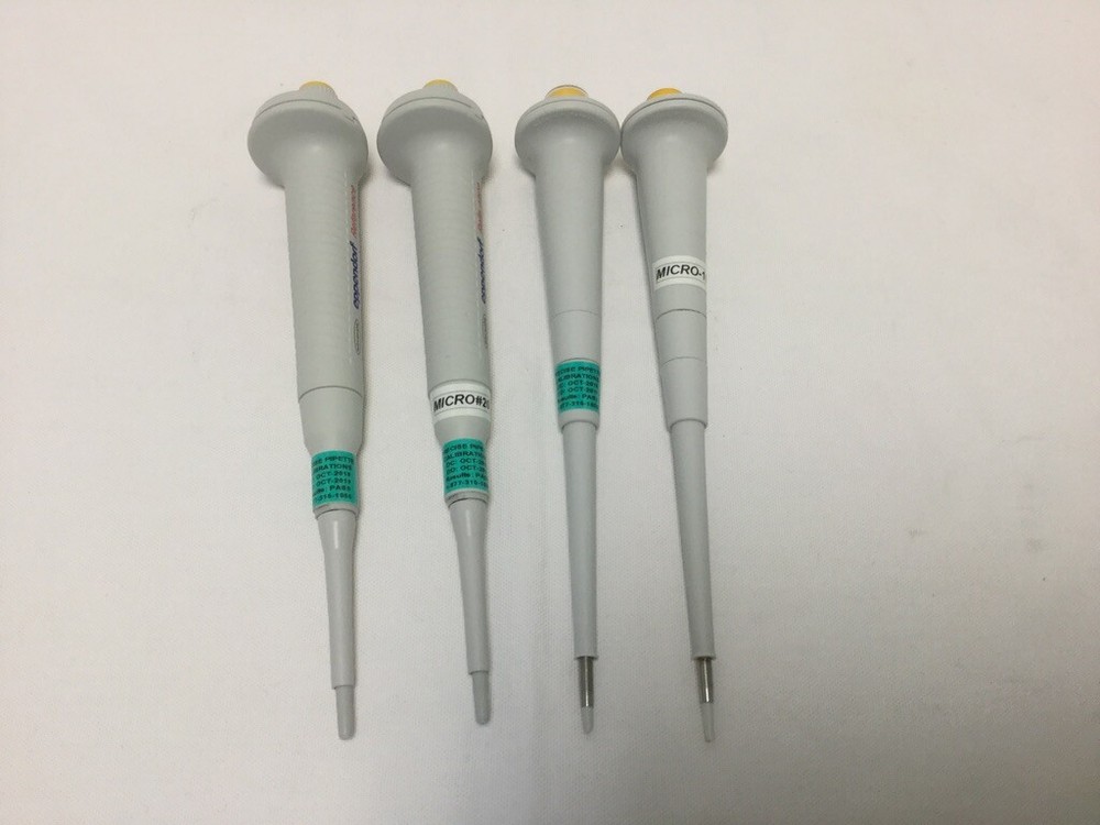 lot of  4 Eppendorf Reference Pipetman Pipette