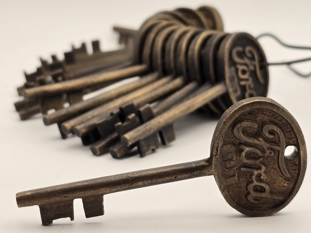 Antique Ford Skeleton Key Numbered