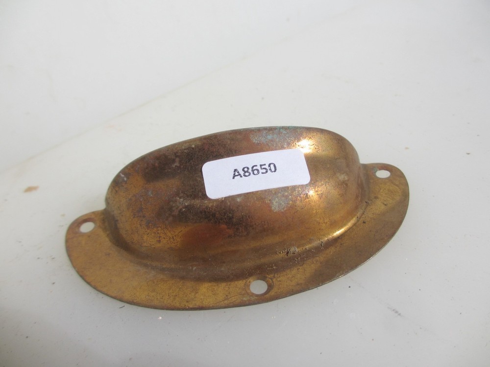 Vintage Brass Drawer Cup Handle Cupboard Pulls Shell Old Antique x1