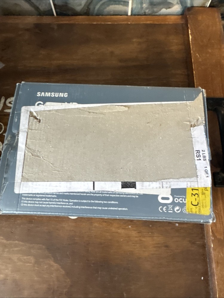 Samsung Gear VR Powered by Oculus - Untested