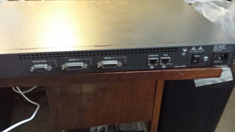 Cisco 2502 dual serial and token ring router