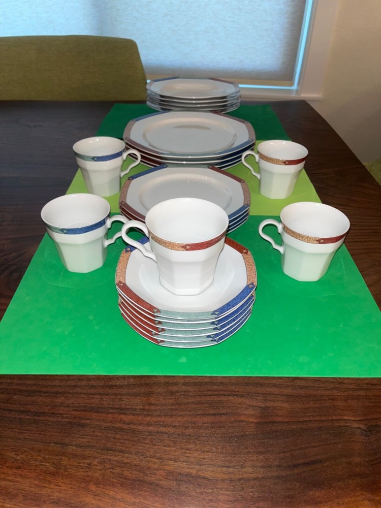 Christopher Stuart Diamond Optic 4 Complete Place Settings W/ Extras EUC