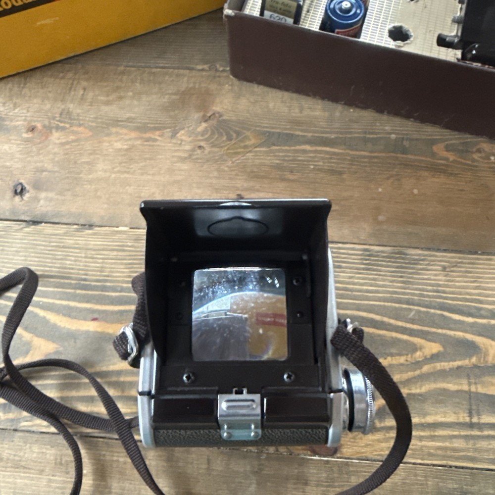 Vintage Kodak Duaflex IV Box Camera - UNTESTED With Original Box & Flash Camera