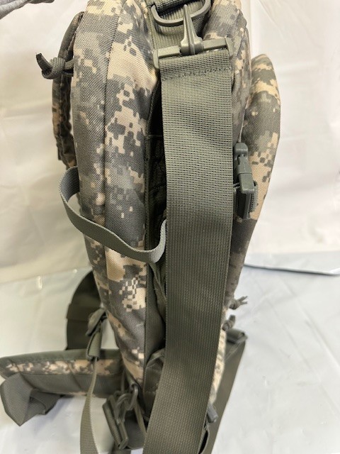 SOC ACU Operational Camouflage Pattern Bugout Bag Backpack #5016 US Military