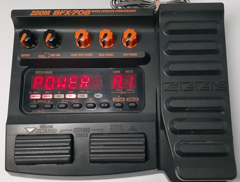 Zoom BXF-708 Bass Effects Processor