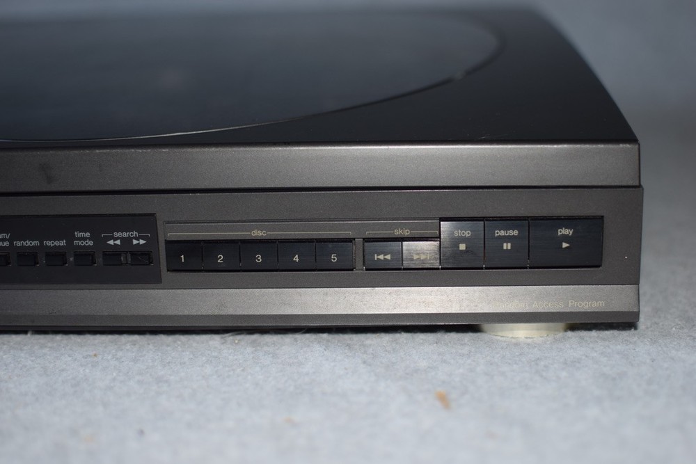 Technic SL-PC10 Multi Compact Disc Player 5 Disc Changer Tested See Video