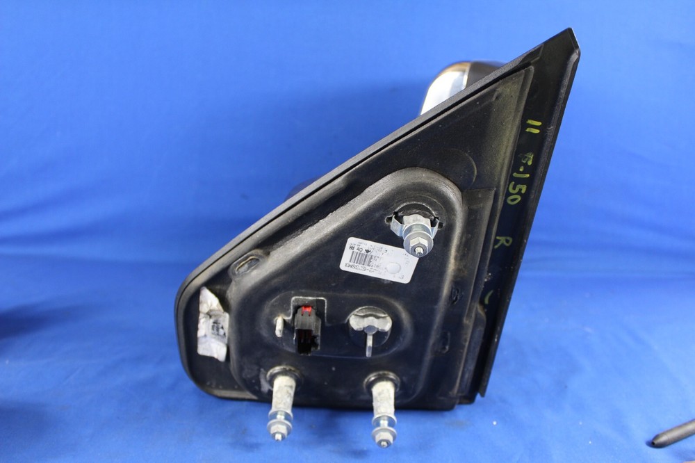 2011 Ford F-150 Passenger side tow mirror