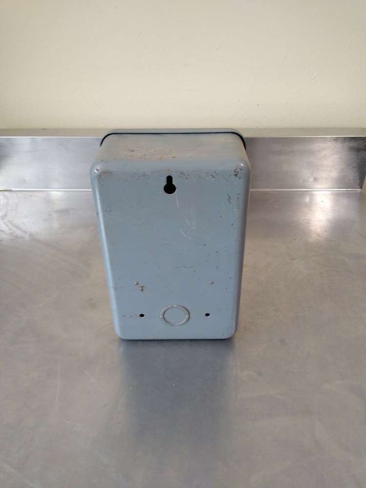 Intermatic TIMER Model T101 30 Amp 24-Hour Dial Time Switch Timer - Single Pole