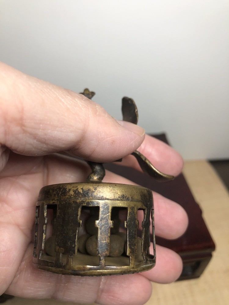 Antique Brass Design Bath Scrubber Original