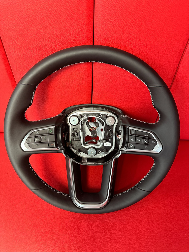 JEEP STEERING WHEEL LEATHER MULTI FUNCTION LEATHER STEERING WHEEL GENUINE NEW...