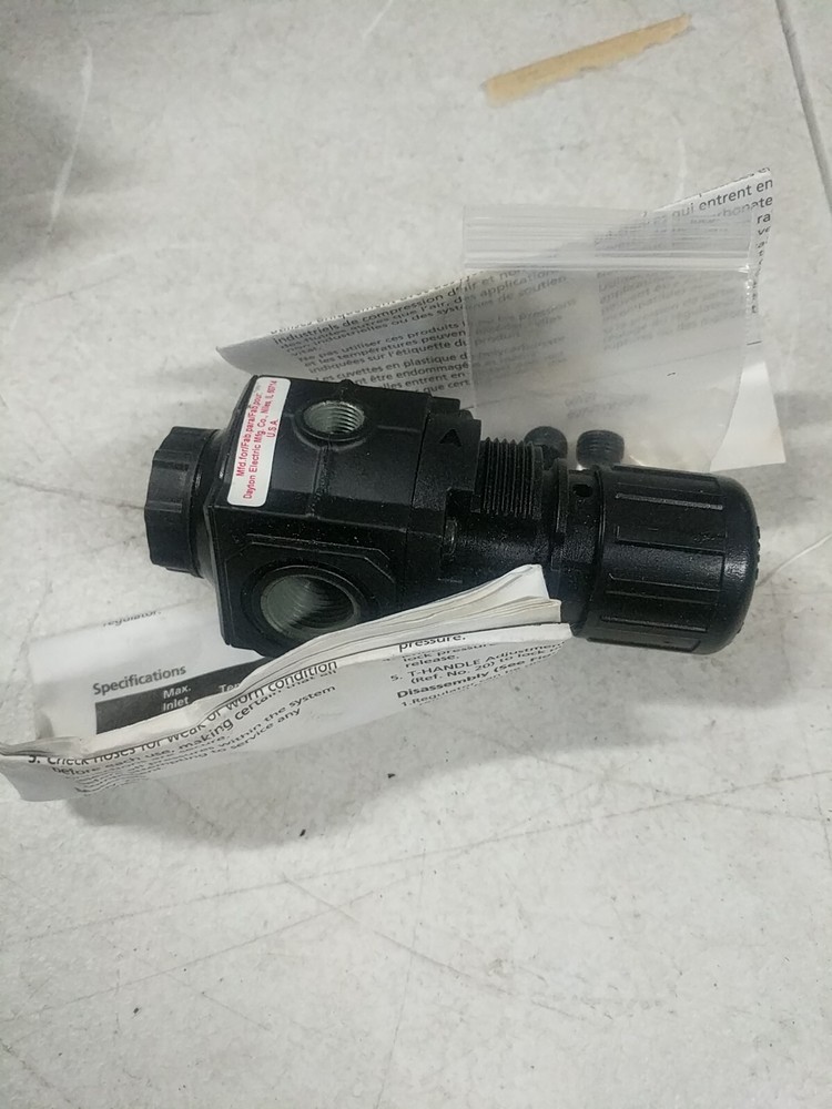 DAYTON 3/8" AIR REGULATOR 4ZM15