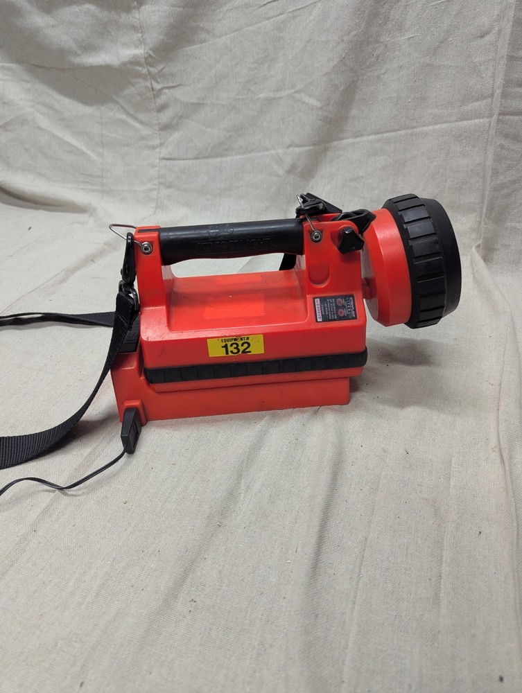 Streamlight LiteBox EMS Firefighter Flashlight With Charger