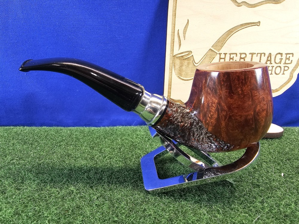 L'Anatra dalle uova d'Oro Partial Rustication Handmade Briar Pipe, Unsmoked