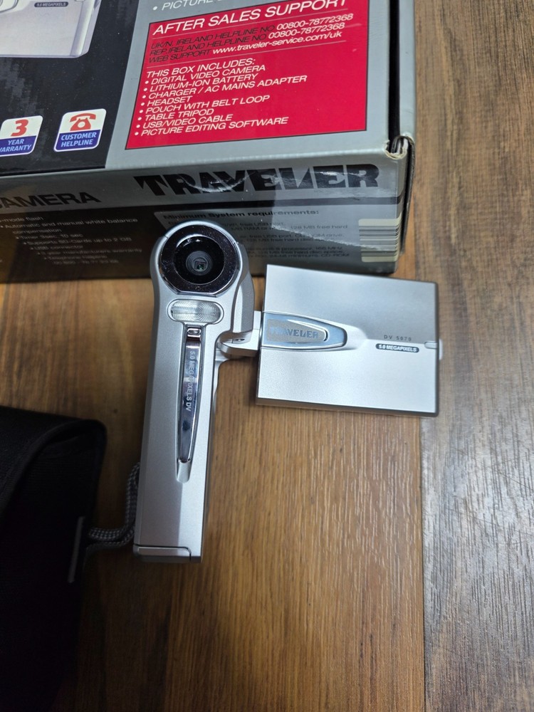 Traveler DV-5070 High Definition Handheld Camcorder Silver Tested Boxed