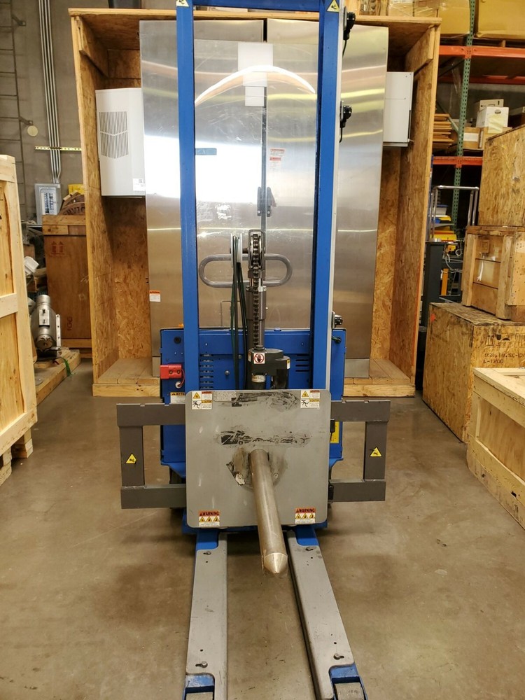 Armanni BETA Lift semi-electric stackers -