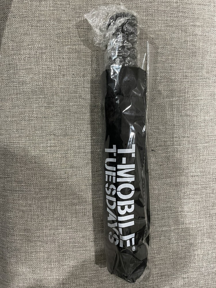 T MOBILE TUESDAY UMBRELLA  BLACK