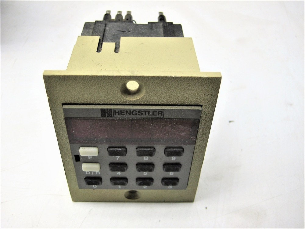 HENGSTLER 890 DIGITAL CONTROLLER UNMP