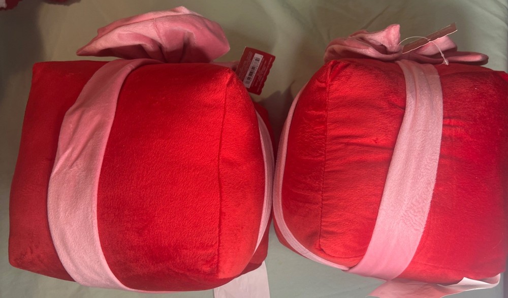 Holiday Decorative Pillows