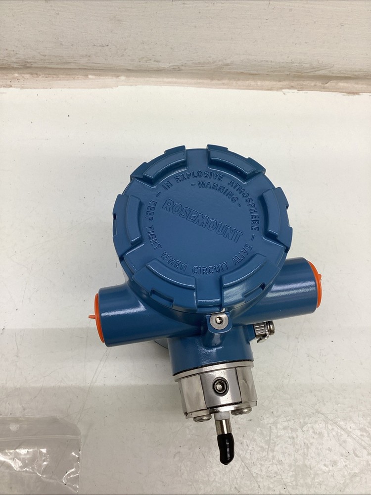 Rosemount 8800 Vortex Flow meter Transmitter NEW