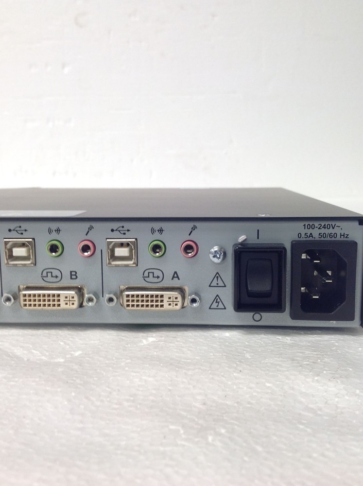 NEW Avocent Cybex SwitchView Model SC4UAD-001 Secure DVI/USB Switch