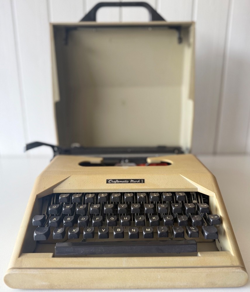 Typewriter Craftmatic Mark 1