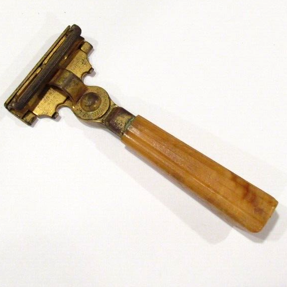 Vintage Eversharp Schick Razor Cracked Tan Handle Rusty